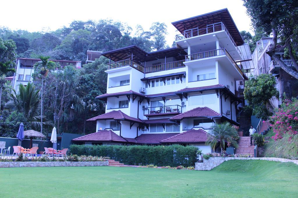 Hotel Kandyan Exterior foto